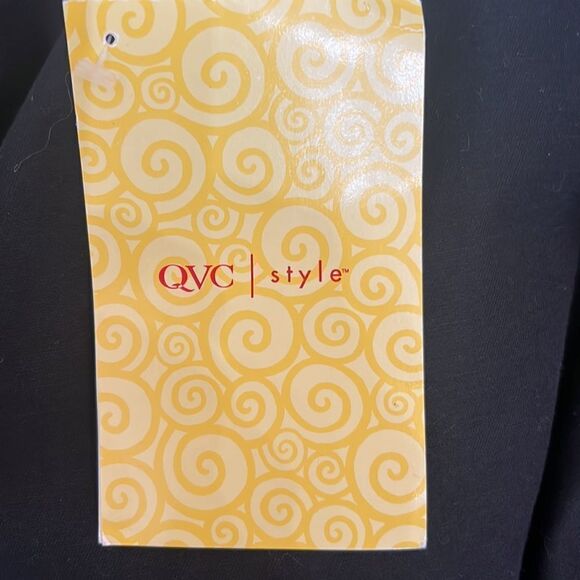 Denim & Co Black Jacket Size Small Flower Appliqué - Picture 9 of 13